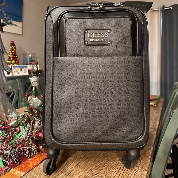 Guess Proposal Luggage Set - Picture 9 of 16